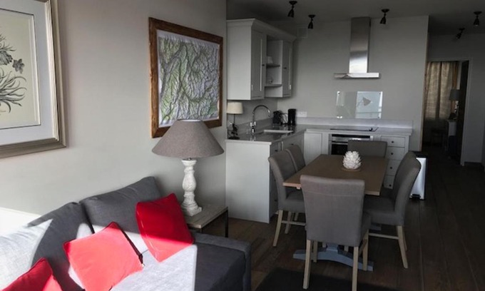 Val Claret Apartment | 3 pièces au pied des pistes avec balcon et WIFI à Tignes - FR-1-449-50
