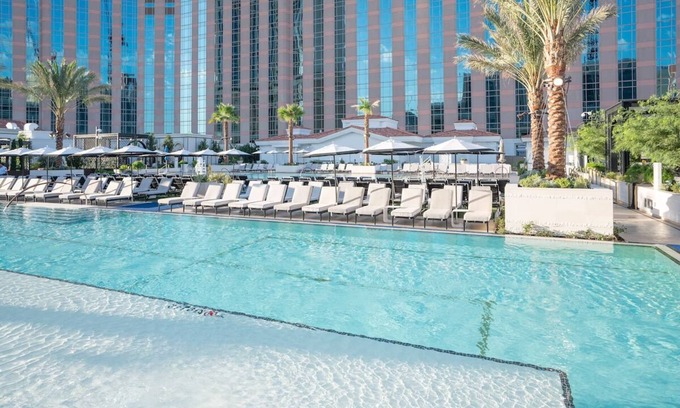 Las Vegas House | 3 Relaxing Units! Outdoor Pool, FREE Parking Close to The Lion Habitat Ranch!