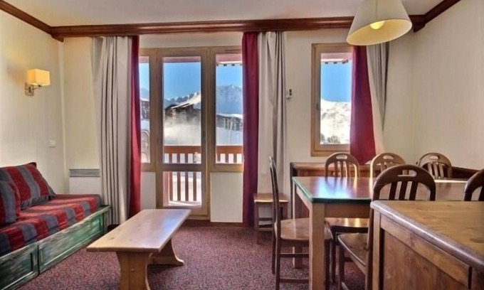 Plagne Soleil Apartment | 3-room apartment at the foot of the slopes with balcony and view