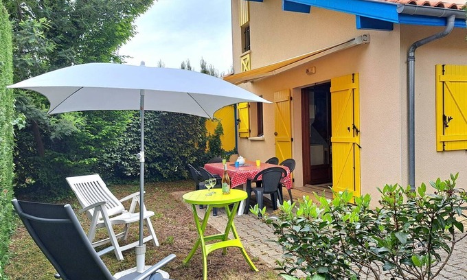Saint-Julien-en-Born House | 3-room house with swimming pool in Village Océlandes