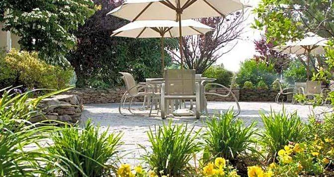 Hasbrouck Heights Hotel | 3-Star Hotel ∙ Hilton Hasbrouck Heights-Meadowlands