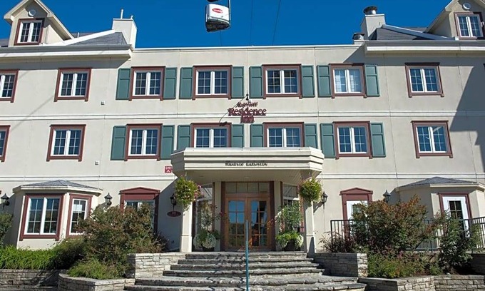 Mont-Tremblant Pedestrian Village Hotel | 3-Star Hotel ∙ Residence Inn by Marriott Mont Tremblant Manoir Labelle