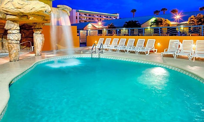Cocoa Beach Hotel | 3-Star Hotel ∙ Four Points by Sheraton Cocoa Beach