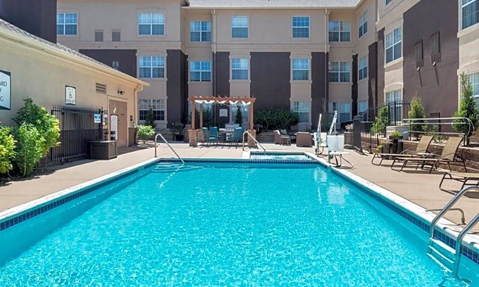 Englewood Hotel | 3-Star Hotel ∙ Staybridge Suites Denver Tech Center, an IHG Hotel