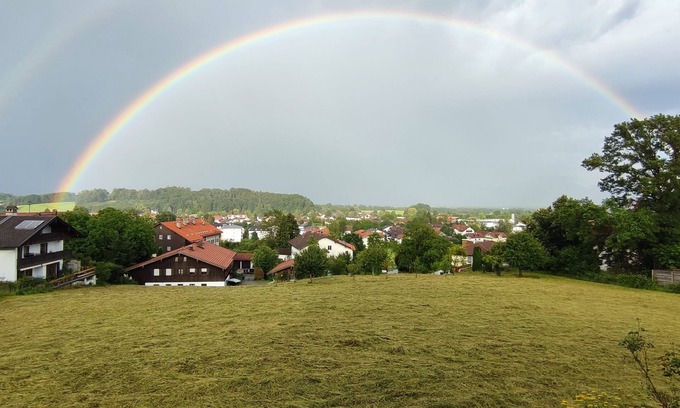 Prien am Chiemsee Apartment | 3-sterne Ferienwohnung Hochfelln mit 2 Separaten Schlafzimmern und Balkon 90qm