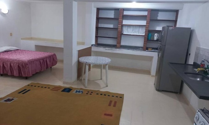 Zona Leste House | 3. Studio bem espaçoso para 1 pessoa ou casal