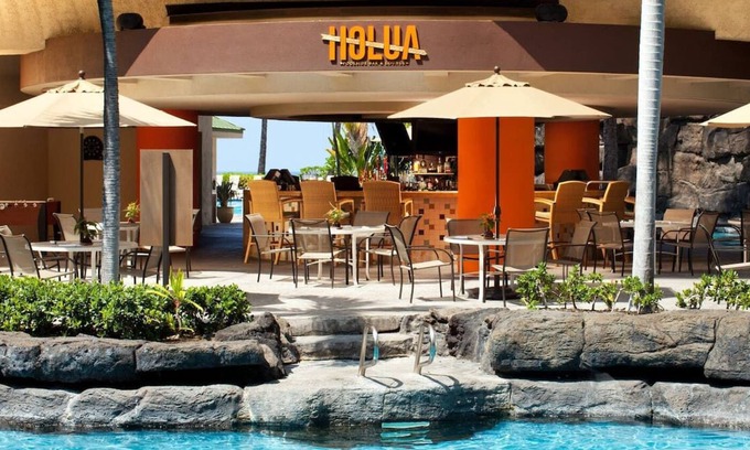 Keauhou House | 3 x Club Oceanfront 2 Double Beds at Outrigger Kona Resort and Spa