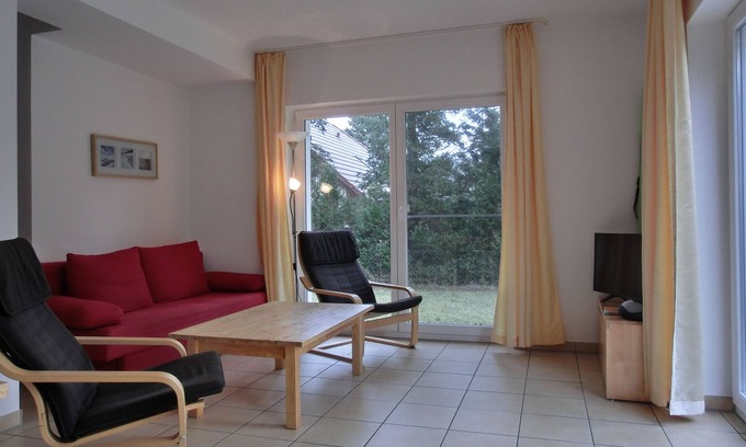 Gelbensande Apartment | 3-zi.-fewo mit 2 Etagen, 2 Schlafzimmern in Ruhiger Lage für 6 Pers. mit Wlan
