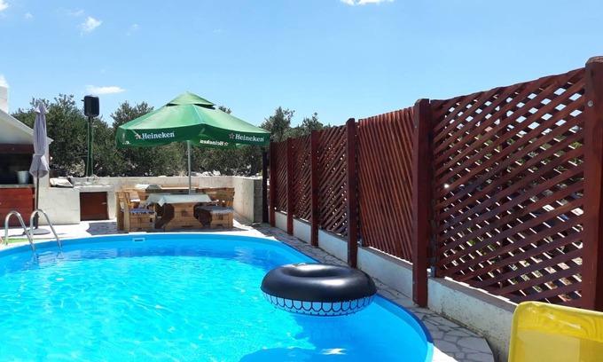Razanj Apartment | 30 m² Apartment ∙ 1 bedroom ∙ 3 guests