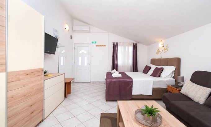 Nin Apartment | 30 m² Apartment ∙ 2 guests