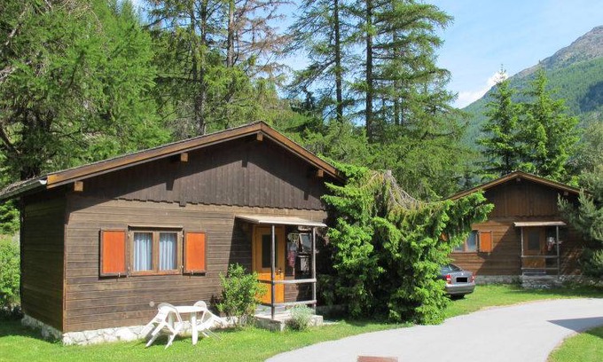 Saas-Balen Resort | 30 m² Resort ∙ 1 bedroom ∙ 4 guests