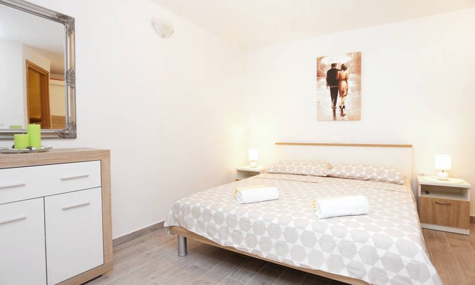 Kastel Kambelovac Apartment | 30 m² Studio flat ∙ 1 bedroom ∙ 2 guests