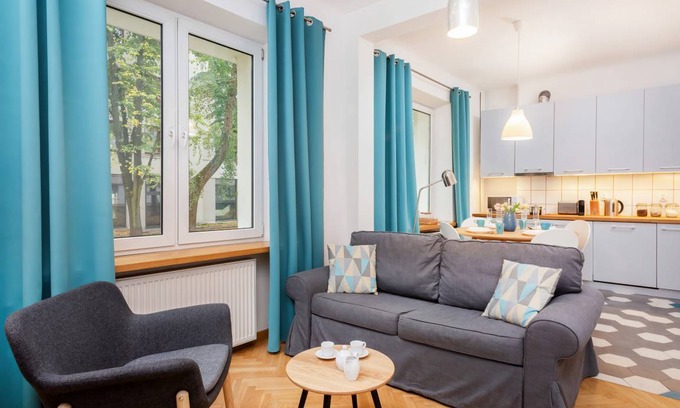 Nowe Miasto Apartment | 30 m² Studio flat ∙ 4 guests