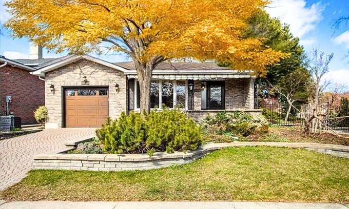 Halton Regional Municipality House | 3000 sqft+Oasis+fire place+Bar+Game room+ping-pong+BBQ+fountain+skylights+market