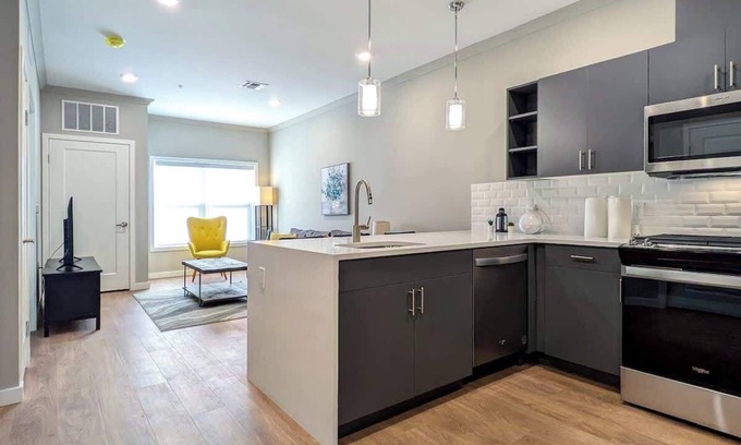 Dunellen Apartment | 310 Brand New 1 Bedroom, 1 Bath, 1 Full Kit, 1 Liv