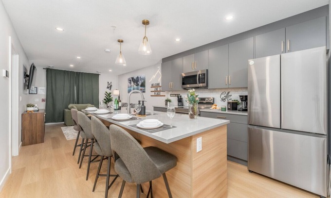 Harvie Heights Apartment | 310 SKYRIDGE AT HARVIE HEIGHTS
