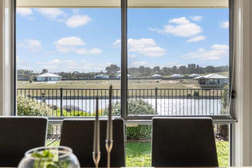 Nangkita House | 32 Blanche Pde Hindmarsh Island - No Linen Included