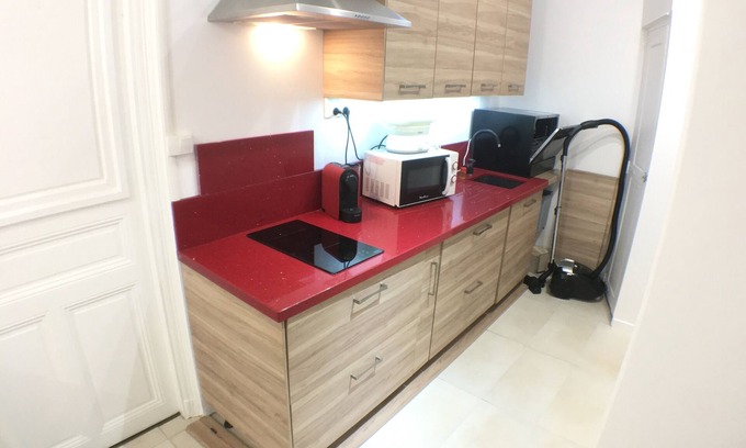 Beziers Apartment | 33 m² Clim Easy Access & Parking