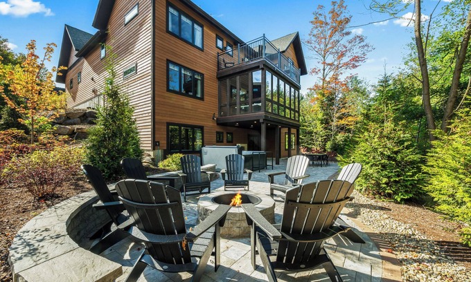 Lincoln House | 330 South Peak - Hot Tub - Timbertown Lift - Pemi River Access - Loon Mtn