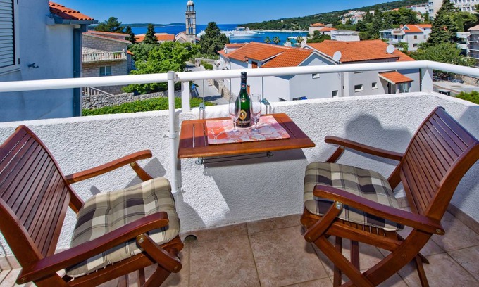 Hvar Apartment | 35 m² Apartment ∙ 1 bedroom ∙ 2 guests