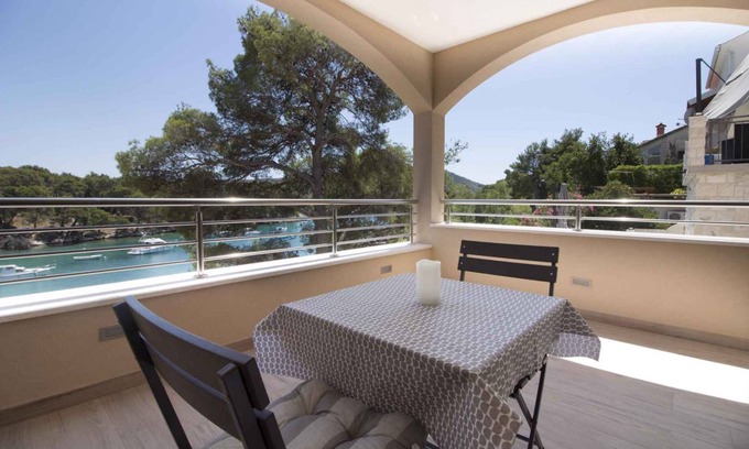 Primosten Apartment | 35 m² Apartment ∙ 1 bedroom ∙ 2 guests
