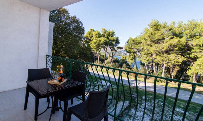Okrug Donji Apartment | 35 m² Apartment ∙ 1 bedroom ∙ 3 guests