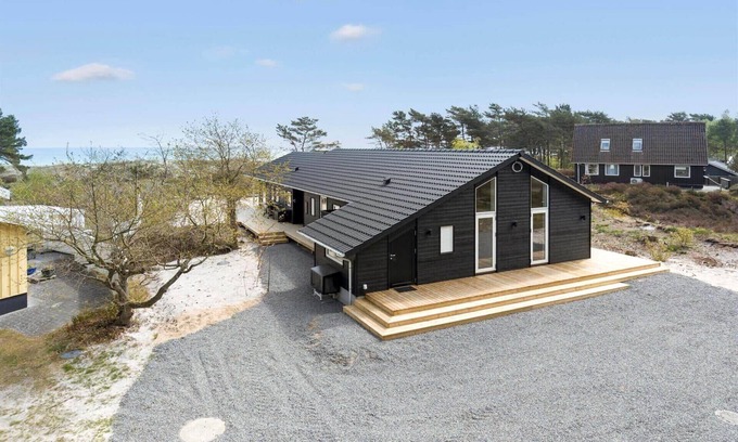 Snogebaek House | 3669 Nexø - Frederiksvej 46