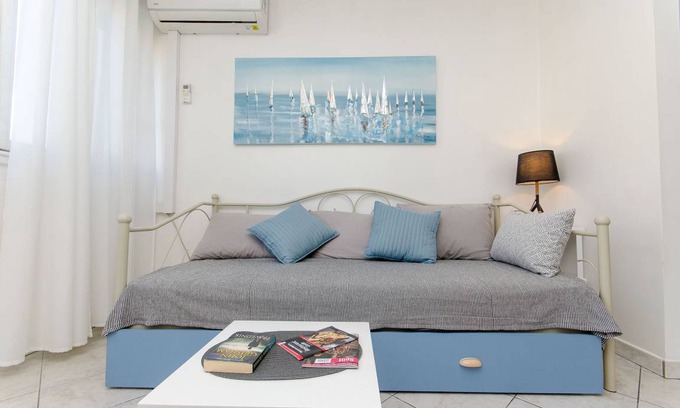 Split Apartment | 38 m² Apartment ∙ 1 bedroom ∙ 2 guests