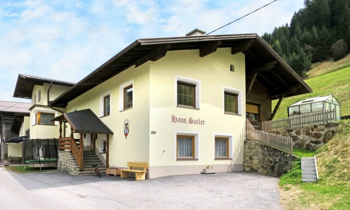 See Apartment | 38 m² Apartment ∙ 2 bedrooms ∙ 4 guests