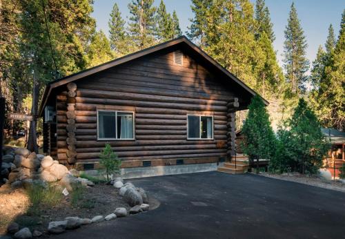 North Wawona Ski Chalet | 38 The Mini Cabin
