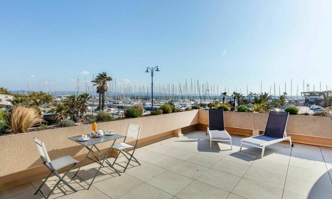 Toulon - Hyeres Apartment | 39 m² Apartment ∙ 1 bedroom ∙ 2 guests