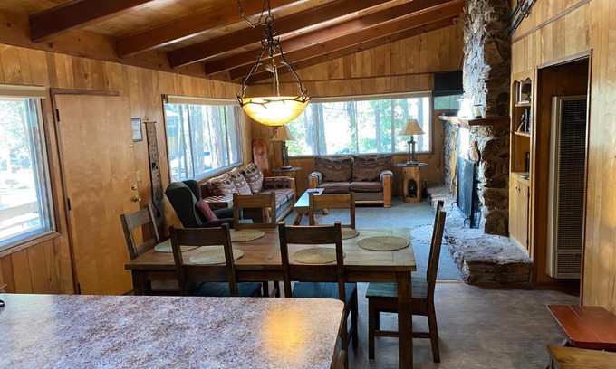 North Wawona Ski Chalet | 3A Cutters Edge