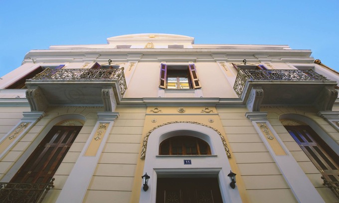 Kerameikos Apartment | (3A)Three bedroom Central Neoclassical Suite with loft in Psiri-Historic Center