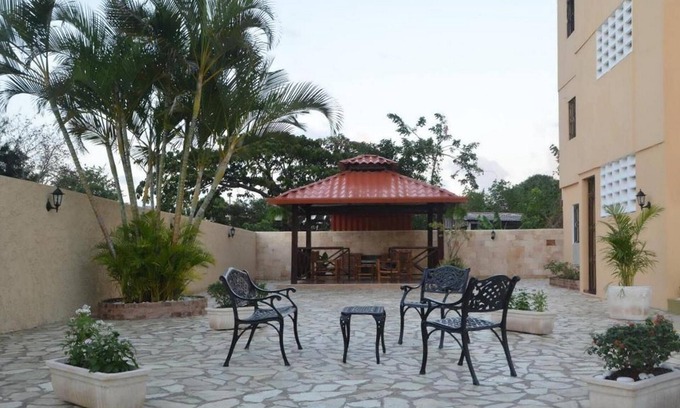 La Esplanada Apartment | 3BD/2BTH near main Sosua supermarket. Quiet residence with pool/TV/BBQ/Wi-Fi