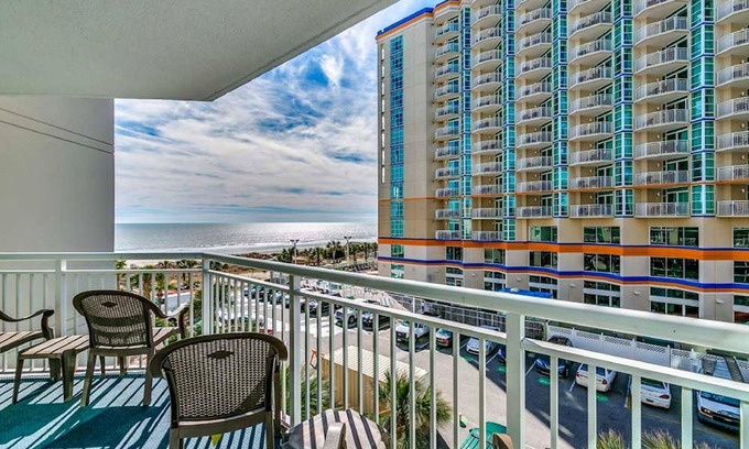 Myrtle Beach Condo | · 3Bdrm Gorgeous Condo - Private Balcony - Multiple Pools