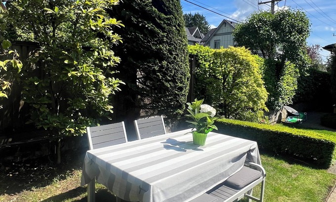 Marpole House | 3Bed+2Bath Steam Sauna Retreat in Vancouver! Family friendly!