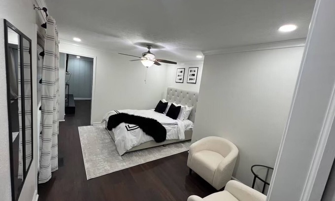 Albertville House | 3bed house in Albertville just 3 minutes away from Sand Mountain Amphitheater!