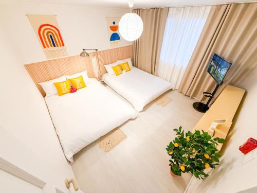 Ahyeon-dong Apartment | 3beds near Ahyeon Hongdae Seoul train st Yeouido