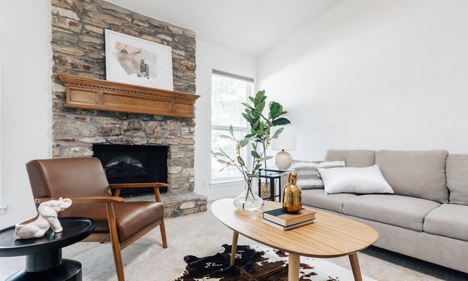 McNeil House | 3BR/2BA Cozy Home - 10mins to the Domain, Q2 stadium, 15mins to Downtown Austin