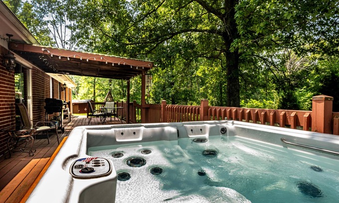 Nashville House | 3BR, 2BA