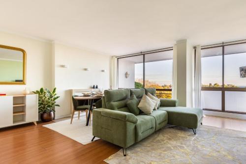 Cascais Apartment | 3BR Apt w Balcony and Sea View