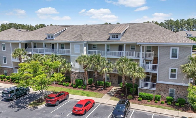 North Myrtle Beach Condo | 3BR Barefoot Resort Condo in North Myrtle Beach! 🐕 Dog Stays FREE