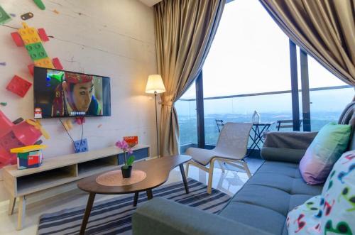 Medini Apartment | 3BR D'Pristine Suite, Stunning Views & Near LEGOLAND