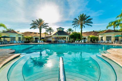 Windsor Palms House | 3BR Gated Townhome with Pool Near Disney Parks