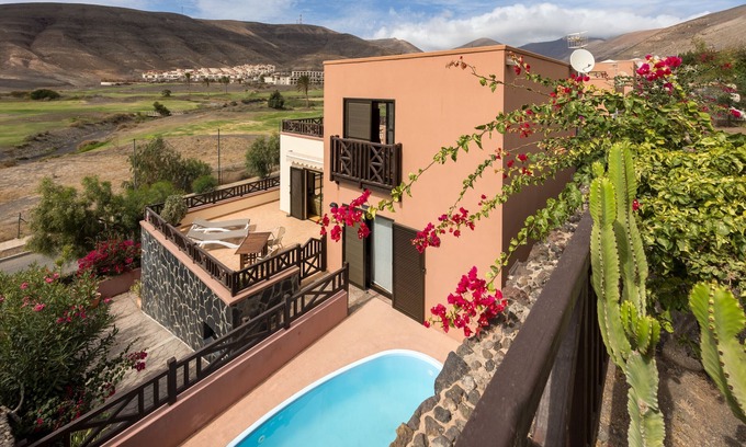 Morro Jable Ski Chalet | 3BR Jandía House - Private Pool, Seaviews & Golf