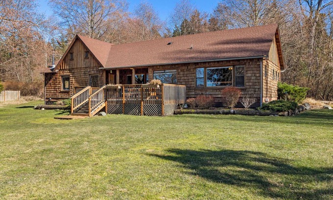 Eastsound Other | 3BR Ocean View Farmhouse - 1 min walk to prime west-facing beach!