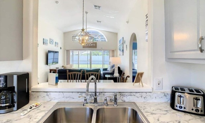West Kissimmee Villa | 3br Pool Home In Indian Creek, Close To Disney 3 Bedroom Villa