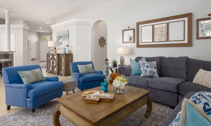 Sandestin Condo | 3BR Poolside Villa w/6-Seat GOLF CART! Screened Porch, Near Beach, Pool, Tram
