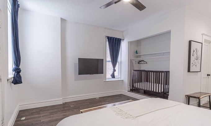 Downtown St. Louis Apartment | 3BR St. Louis Home | Games + Free Parking