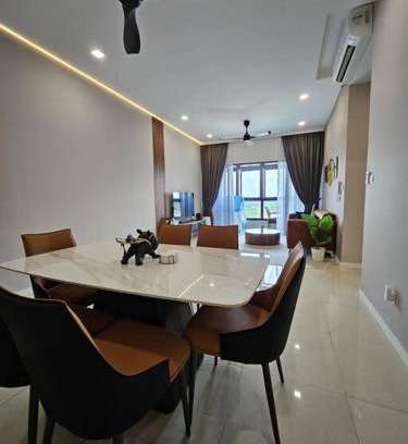 Taman Bukit Mewah Apartment | 3BR The Luxurie at Paradigm Mall Residences